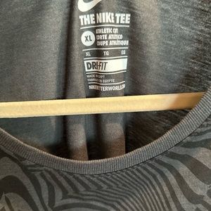 Nike Dri-fit Lebron James xl